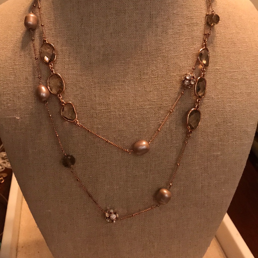 Stella & Dot Rose gold and pearl necklace